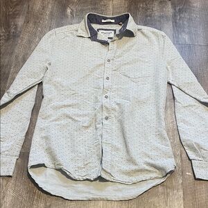 Heritage Light Gray Casual Button-Down Shirt